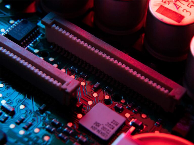 Lee más sobre el artículo ¿Cómo ampliar la memoria RAM de tu ordenador?